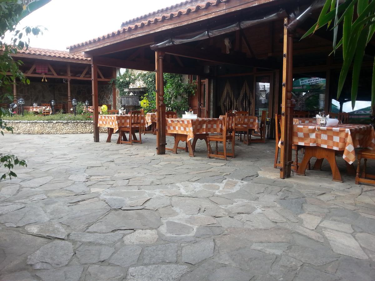 Kanclera Hotel Kaspichan Экстерьер фото