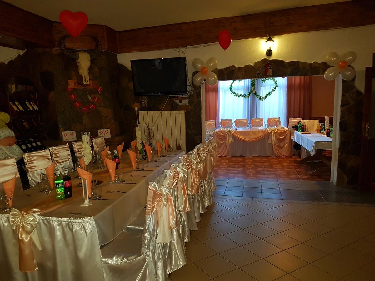 Kanclera Hotel Kaspichan Экстерьер фото